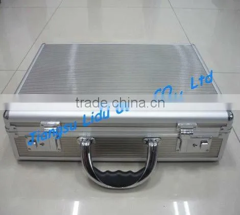 Aluminum attache case