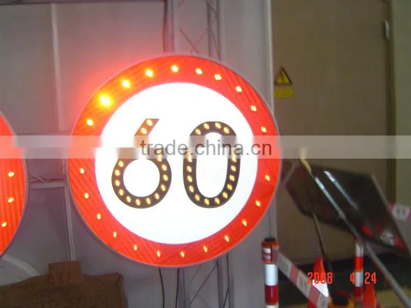 Solar Traffic Warning Sign with super brightness led