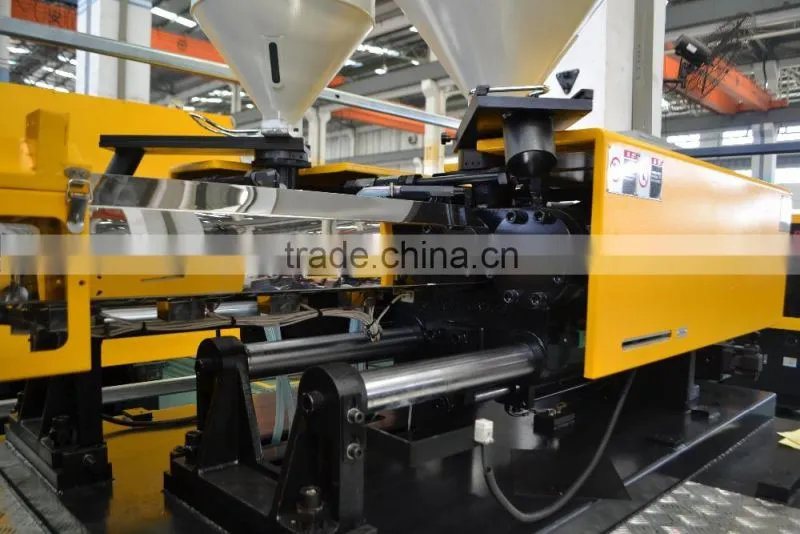 Automatic Pet Bottle Preform Injection Blow Molding Machine