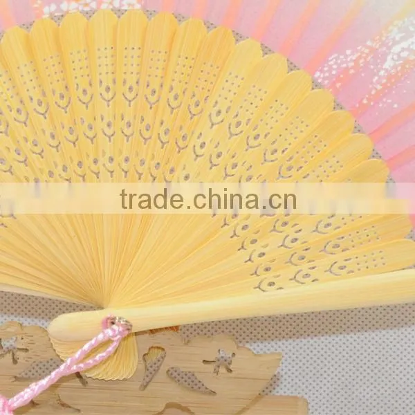 OEM new silk bamboo gift fan for holiday decoration