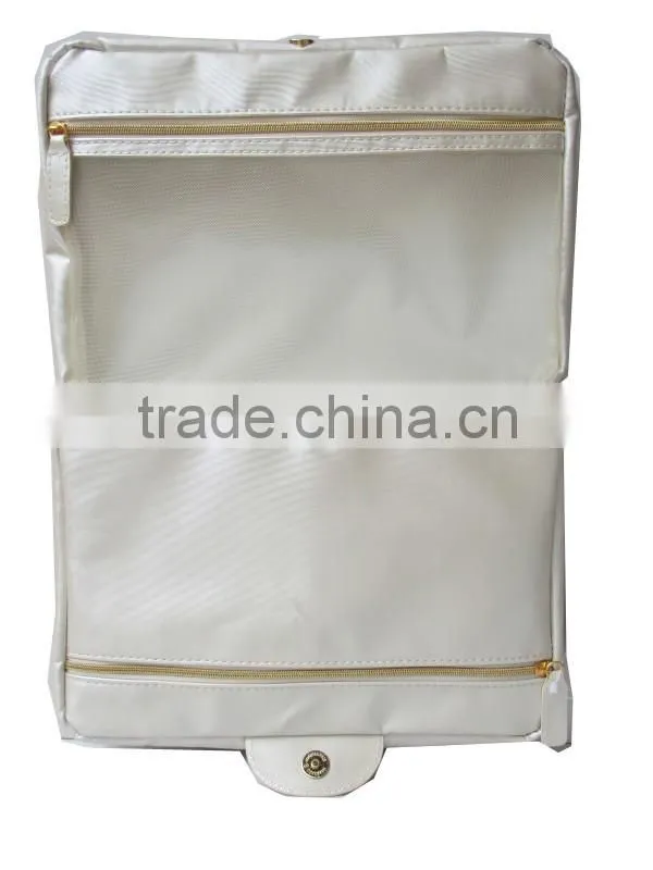 2016 NEW arrival wholesale pu leather hanging toiletry bag for Lady, pu leather for body