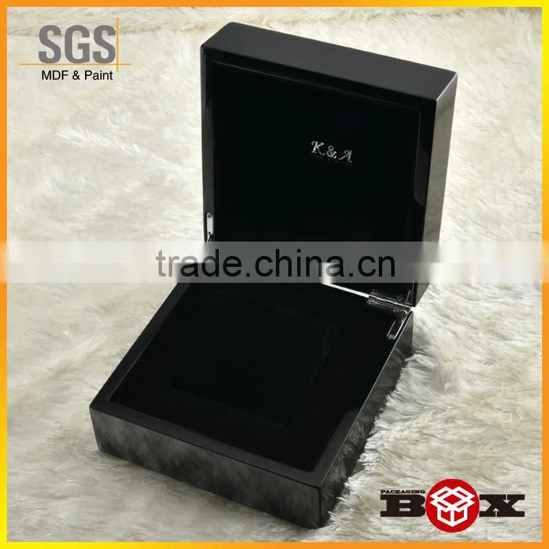 2016 Popular Custom Logo Watch Box Manafacturer