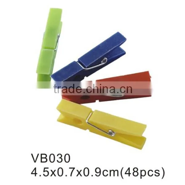 VB031 new style plastic clothes peg hanger available flexible clips for clothing