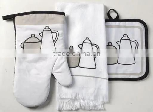apron with adjustable tie rooster design glove single pot holder set