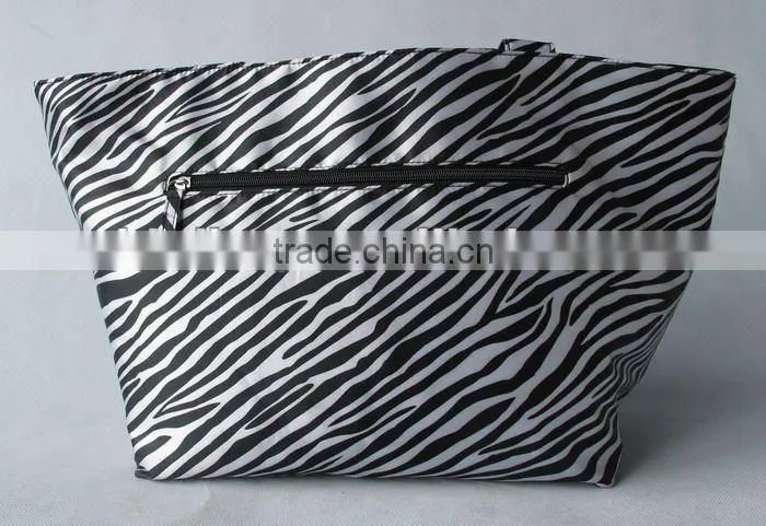 Novelty reversible tote bag