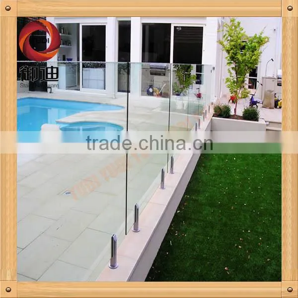 framless glass spigot for outdoor swimming pool balustrades