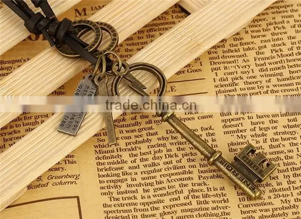 Fashion key pendant leather cord necklace/handmade leather necklaces fro men