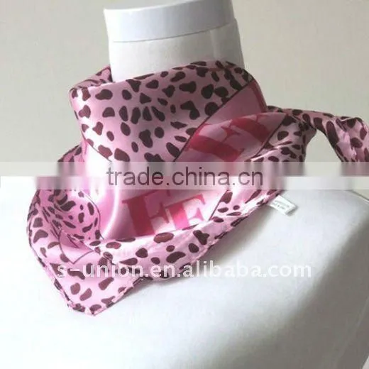 2011 newest fashion silk lady scarf