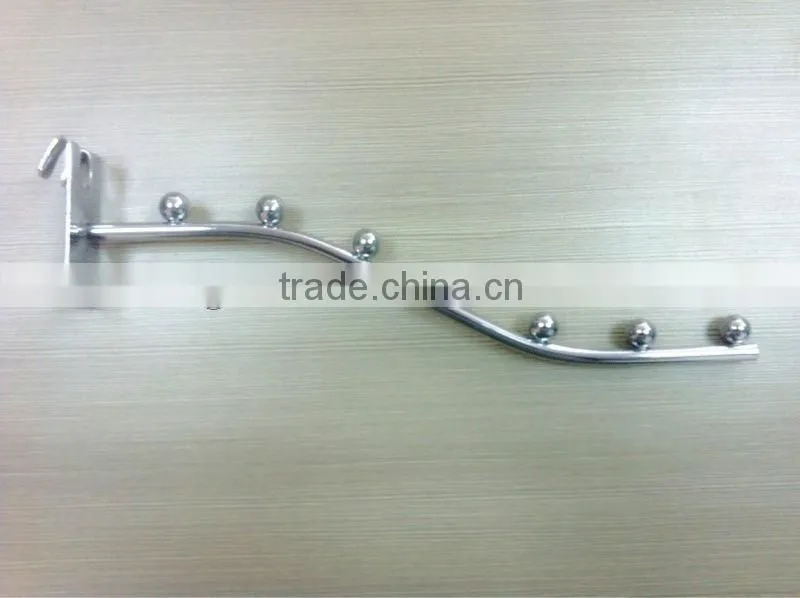 Display Metal Grid Wall 7 Ball Hooks Non Slip Curved Hanger Clothing Accessories
