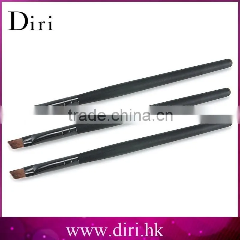 Angled shape pony hair eye shadow makeup brush black color
