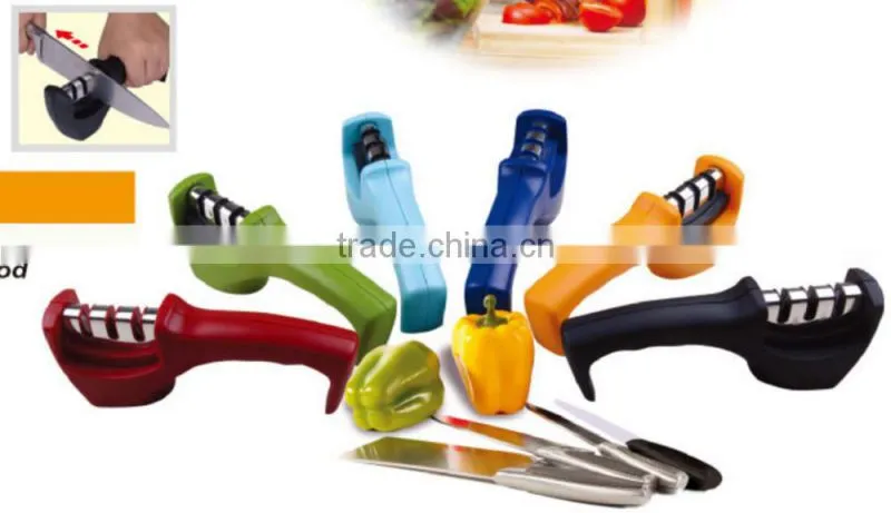 Kitchen knife sharpener with diamond sharpening stone, sharpens ceramic and other knives and scissors, easy to use, made Japan