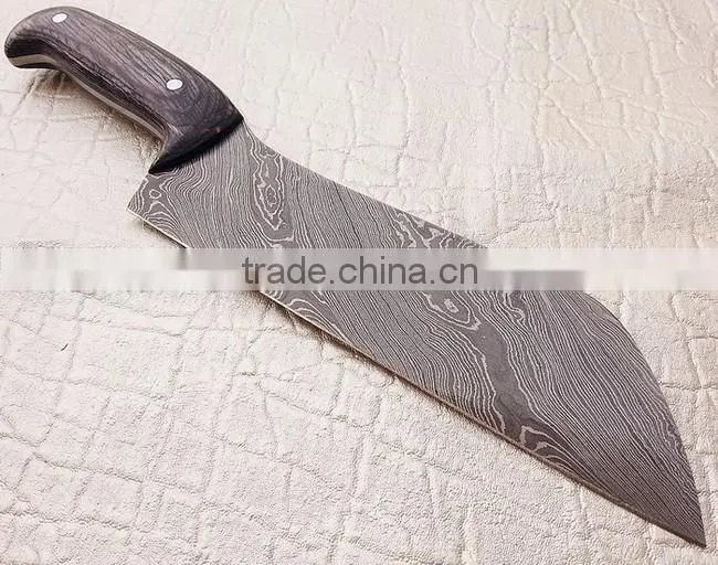 Custom handmade chefJungle knife with wood Handel