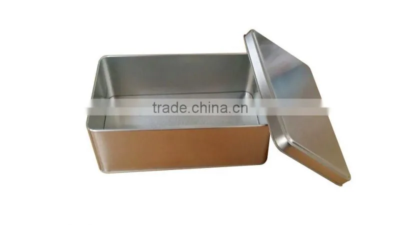 With existing mold plain tin boxes with lids
