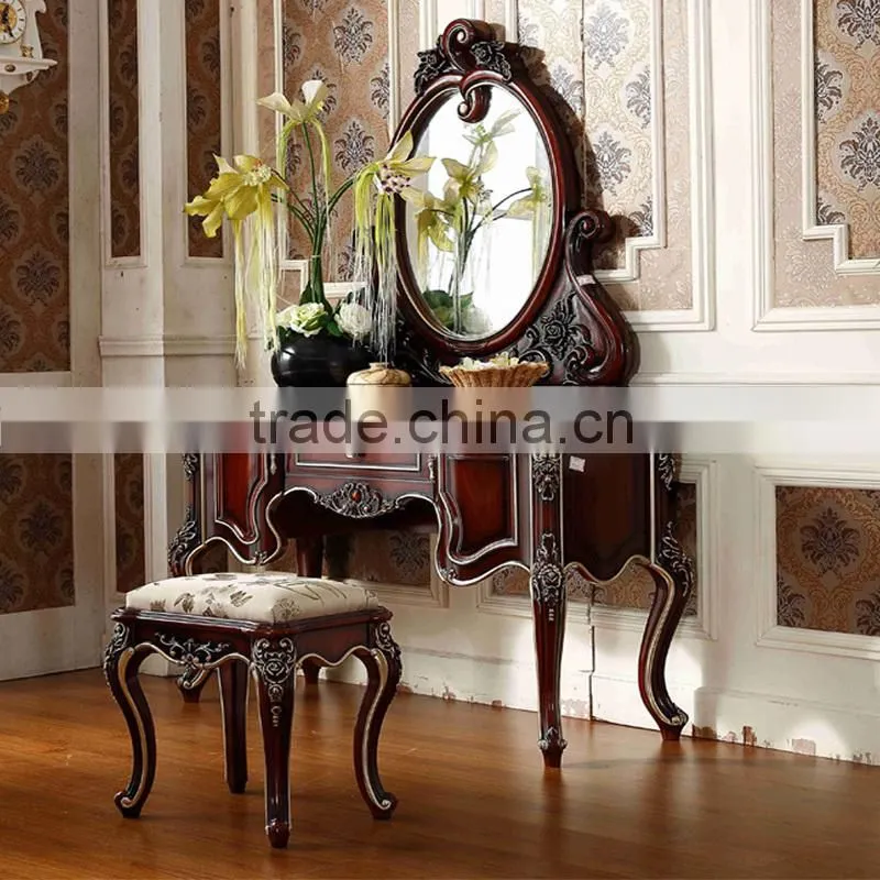 Royal Valencia Bedroom Furniture Set