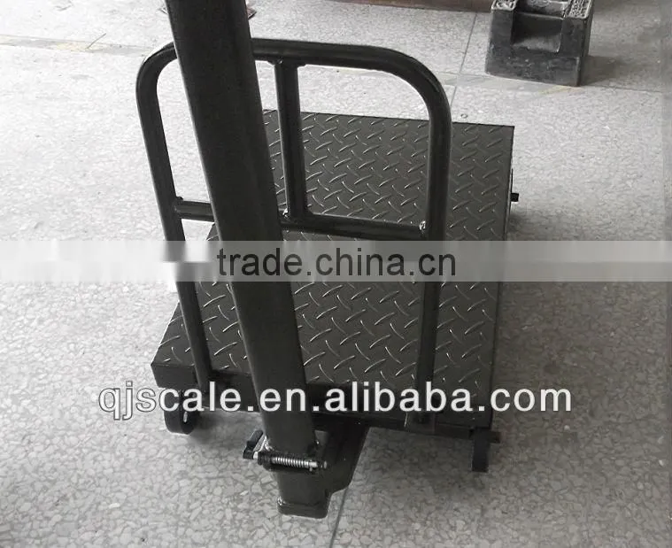 TCS series platform scale with guard bar