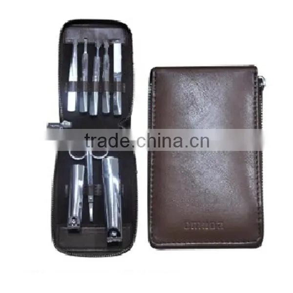 13.6cmX10.0cmX2.9cm comfortable and durable high carbon high chromium steel