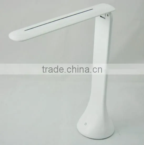 Rechargeable dimmable reading lamps for office