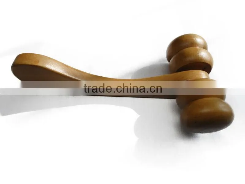 Handheld wooden roller massager