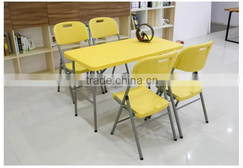 Retail Plastic HDPE 8FT Outdoor Folding Table for Garden