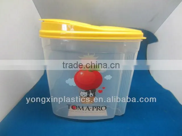 4.5L plastic food storage for cat