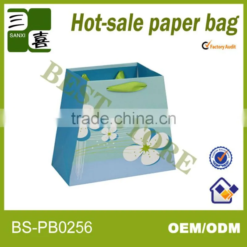 High-quality chevron paper bags for promotion