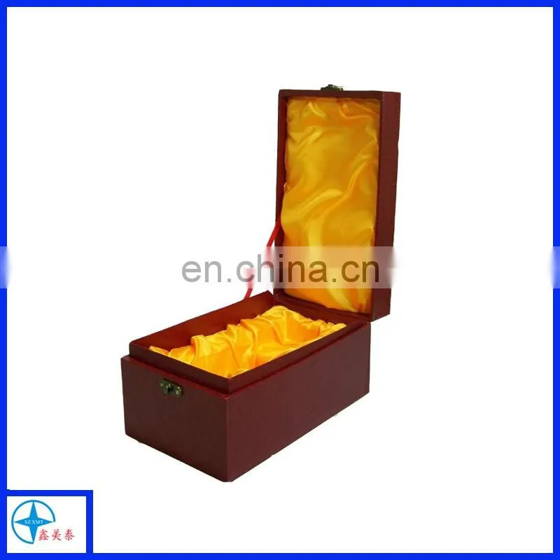 wholesale high quality wooden keychain