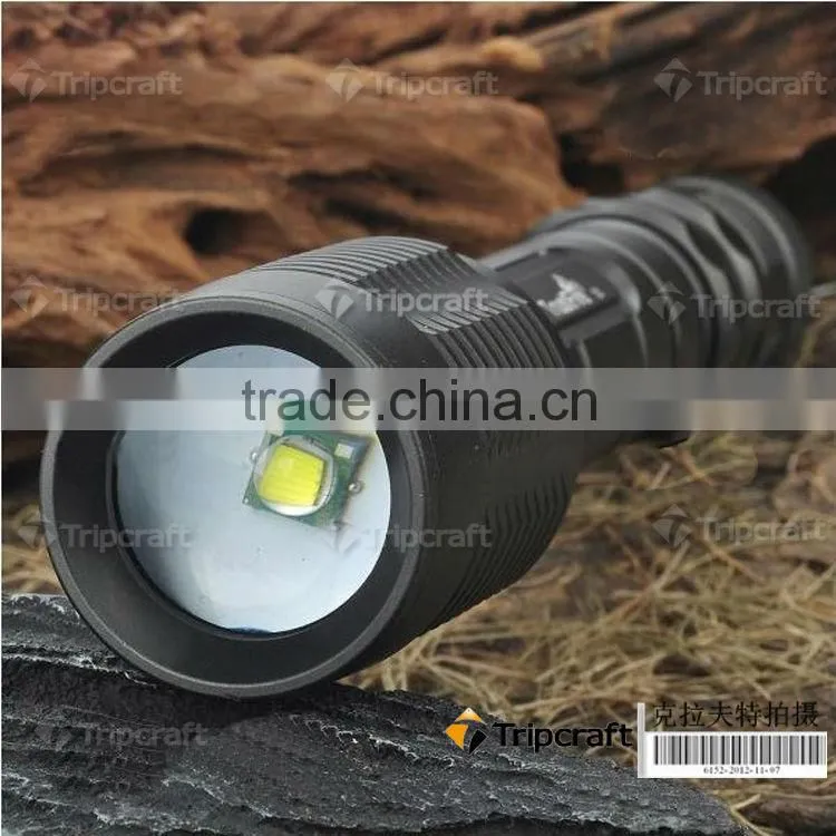 NEW 1600 Lumens Z5 Z6 XML T6 Led Zoomable Flashlight Torch