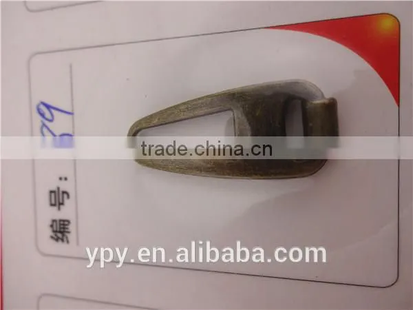 Fashion design zipper puller