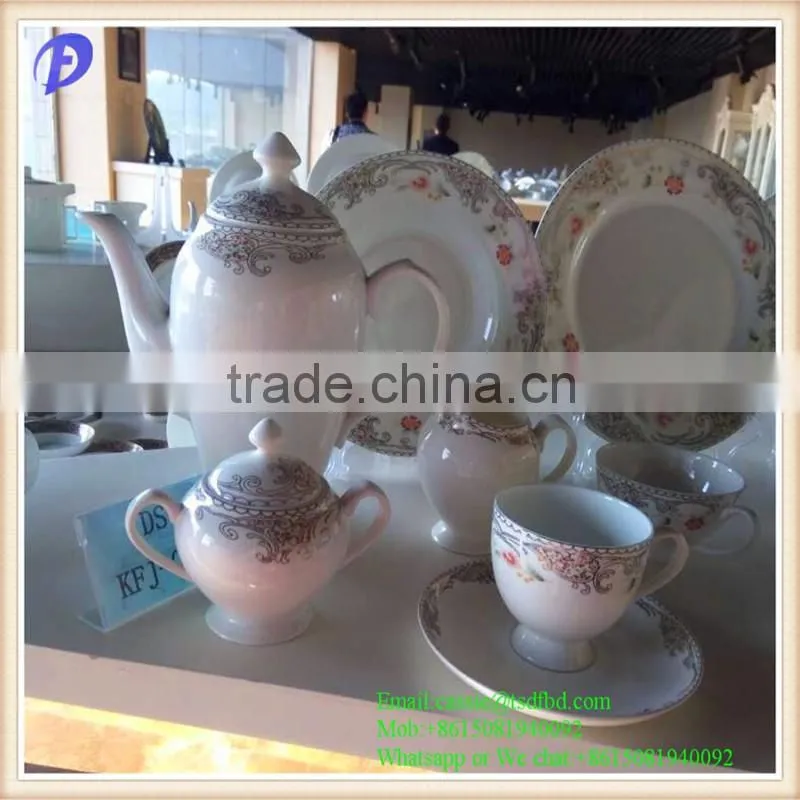 61pcs bone china dinnerware with flower decal