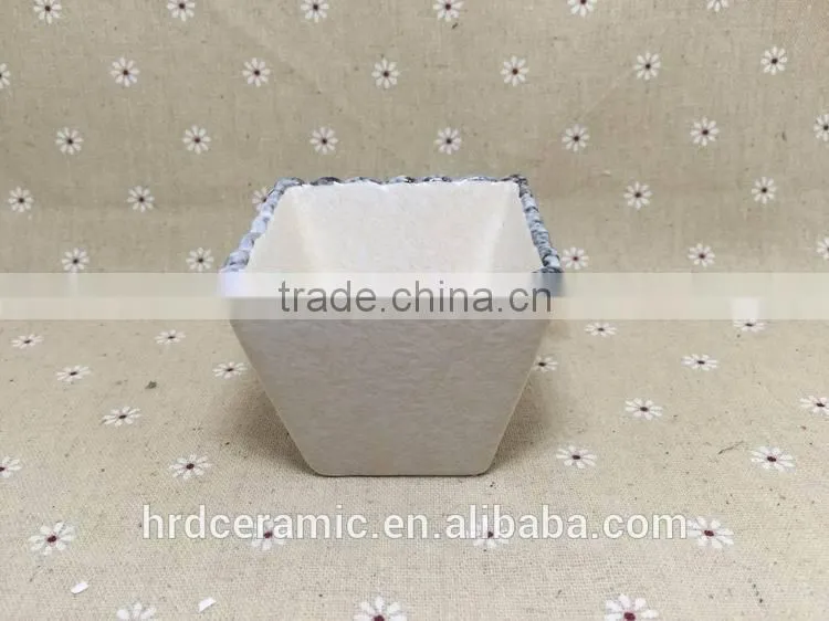 China Manufacturer stocked White Porcelain square ceramic dish