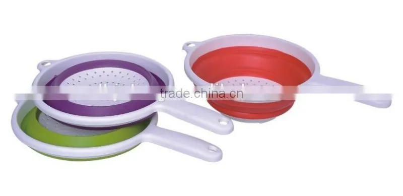 Foldable fruit strainer with handle,plastic foldable colander with handle
