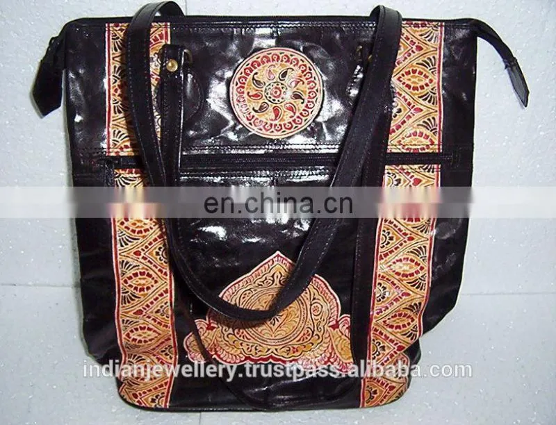 Manufacturer of Leather bags, handbags, purses, original leather bags exporter