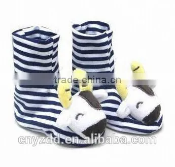 kid's animal nead socks/Soft Toy Head Babies' Booties with Rattle /baby animal socks