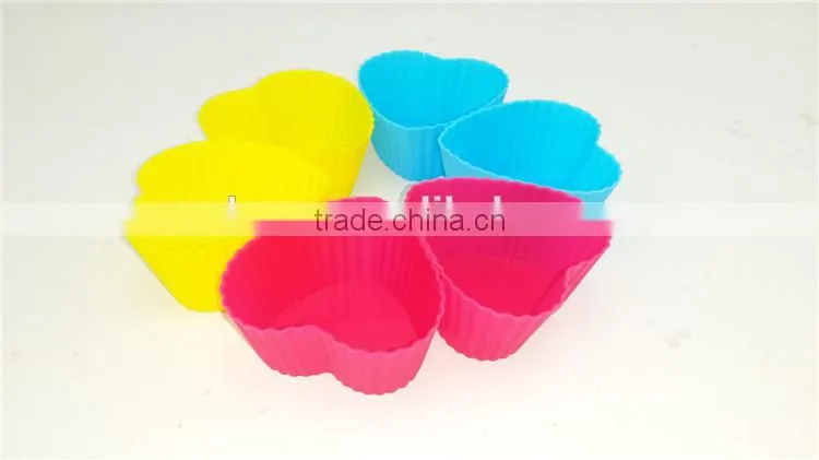 Triangle muffin pan in guangdong