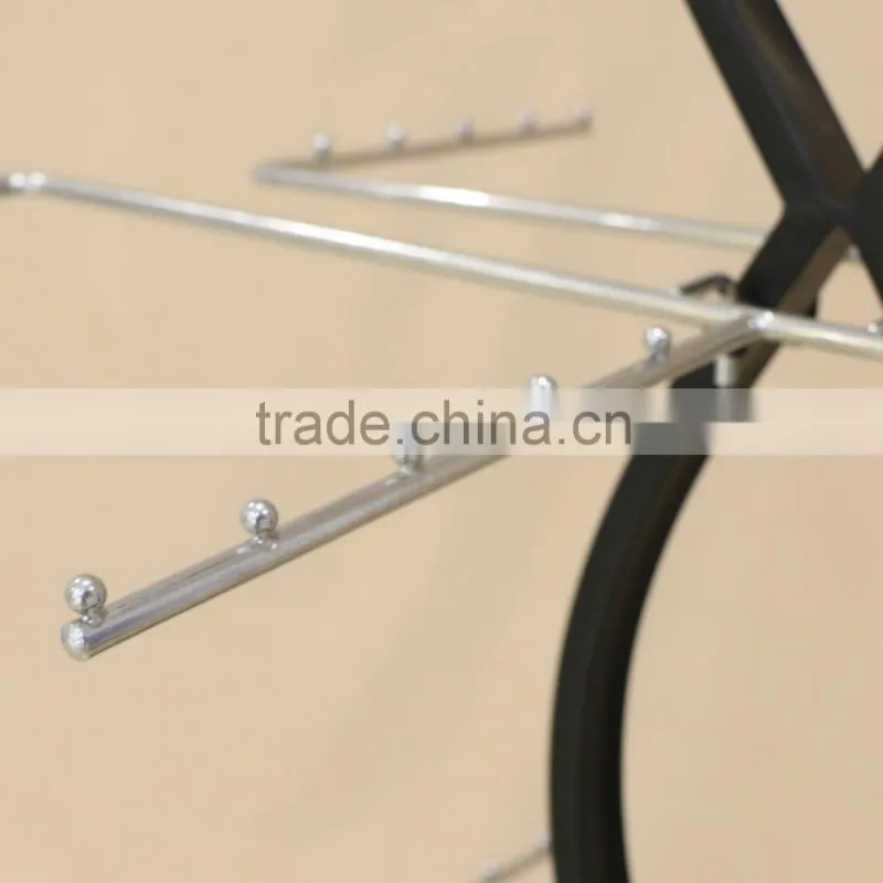QD-F192 Metal wire hanging display rack for lingerie