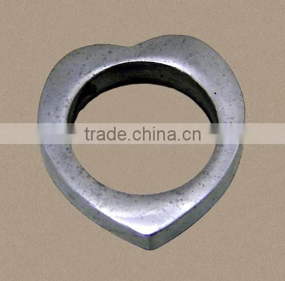 Metal heart napkin ring