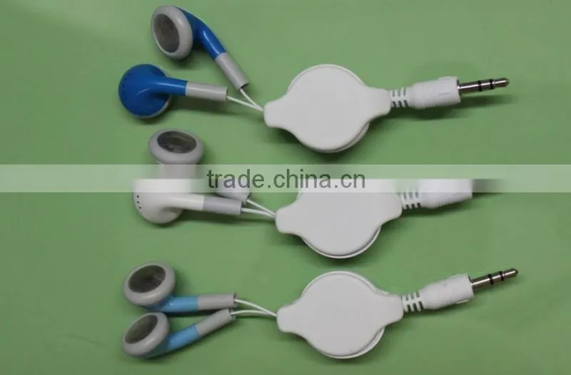 Promotional black earbud with retractable cord for sale promotion