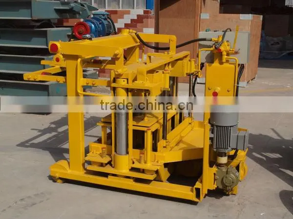 QT40-3A mobile block making machine in Uganda