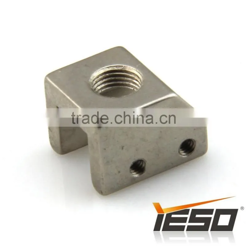 J1035 Upper Knife Clamp Shingling Flat Seaming SL-700 Sewing Machine Part Sewing Accessories Sewing Parts Sewing Part