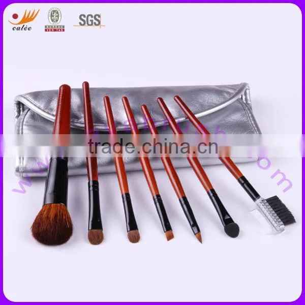 7Pcs Fashionable Makeup Brushes