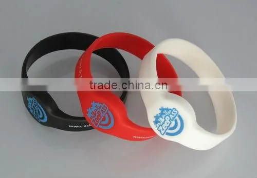 Waterproof Passive RFID Make Rubber Bracelets with Classic 1K Chip by China Factory