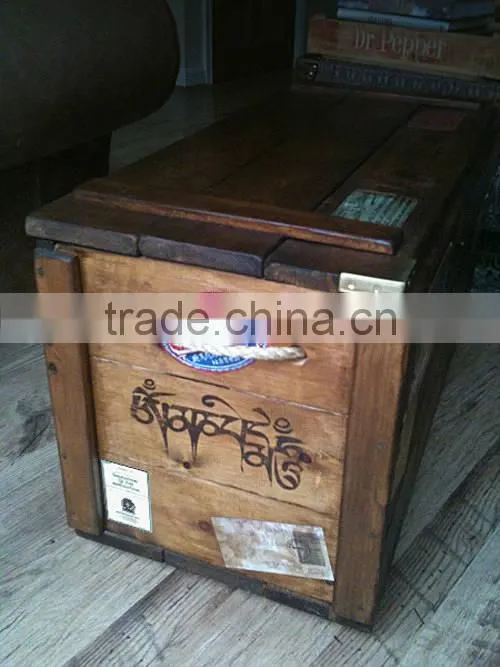 Retro Steamer Travel Storage Trunk