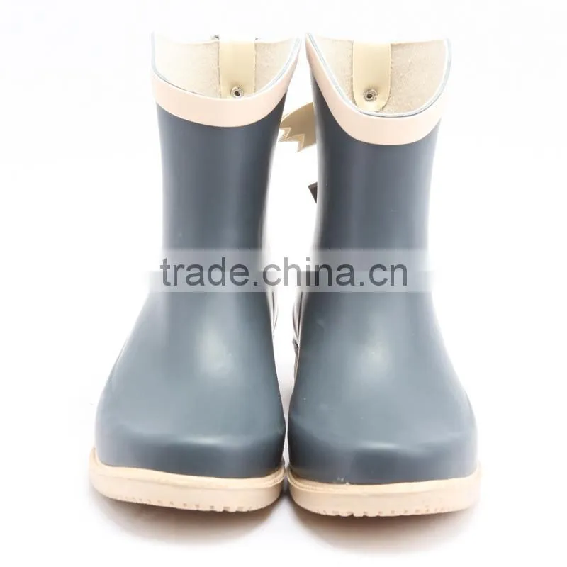 rubber rainboots