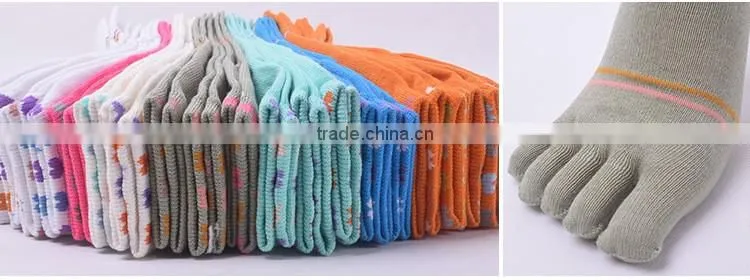 Lovely jacquard toe sock woman yoga pilates sock