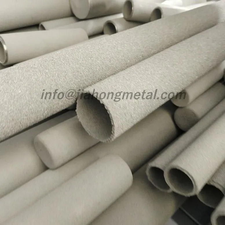 porous tube (10)