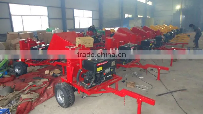 22HP diesel mobile wood chipper machine