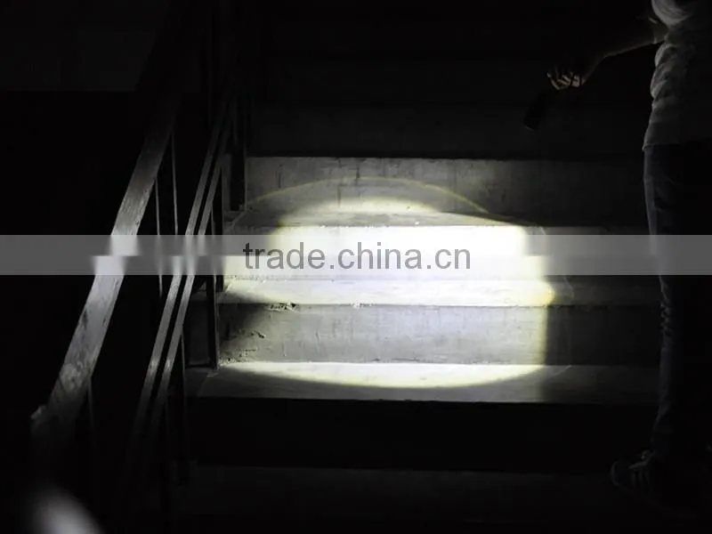 Zoom T6 LED Flashlight for Hunting wholesale
