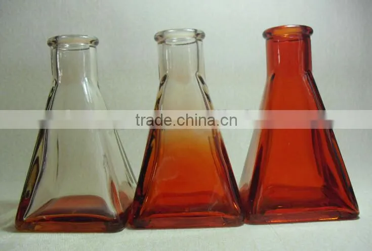 colored taper shape aroma Reed diffuser glass bottle with cork