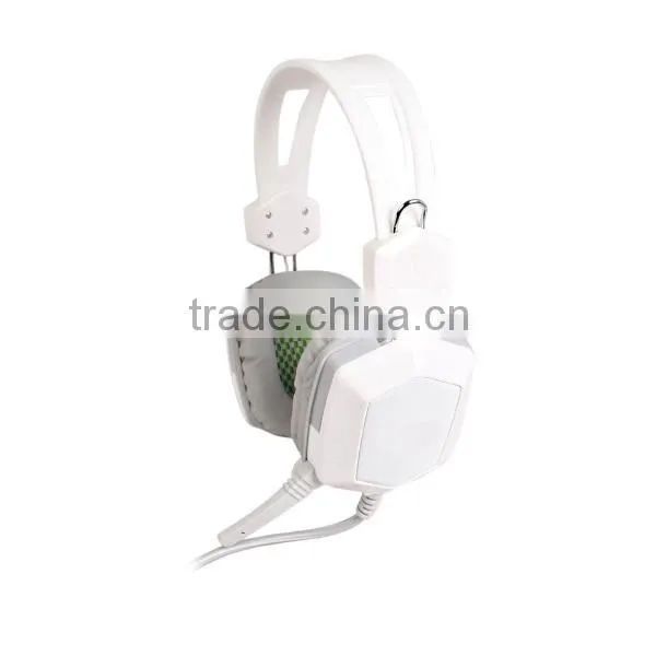 Unique style showing individuality stereo earphone with remote and mic