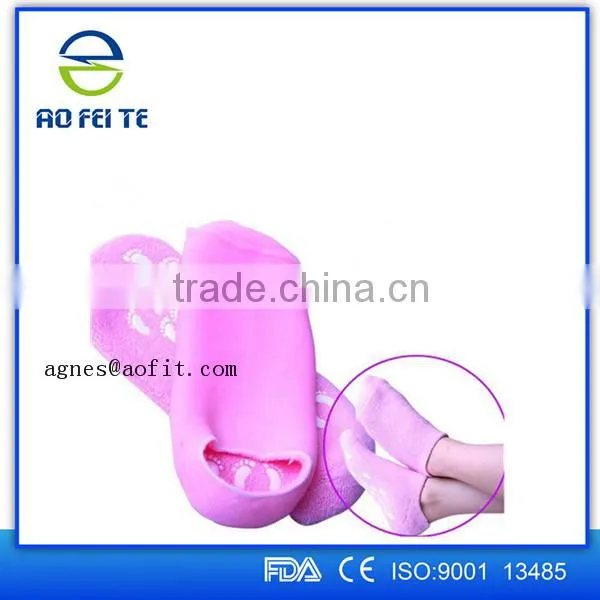 2016 Foot Spa Gel Moisturizing Socks, Exfoliating Foot Mask, Silicone Gel Socks